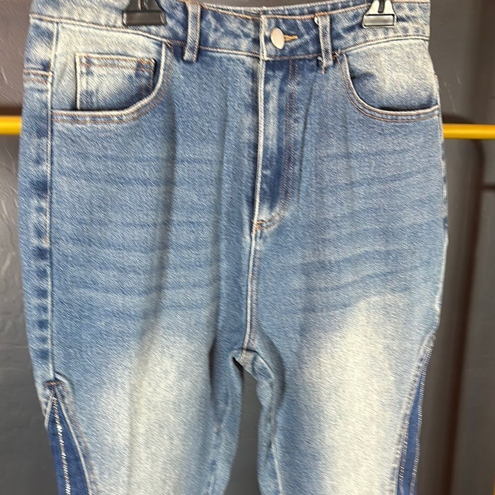 NWT Blue B Flare Wide Leg Jeans with High Waist and Distressed‎ Details - Picture 3 of 10